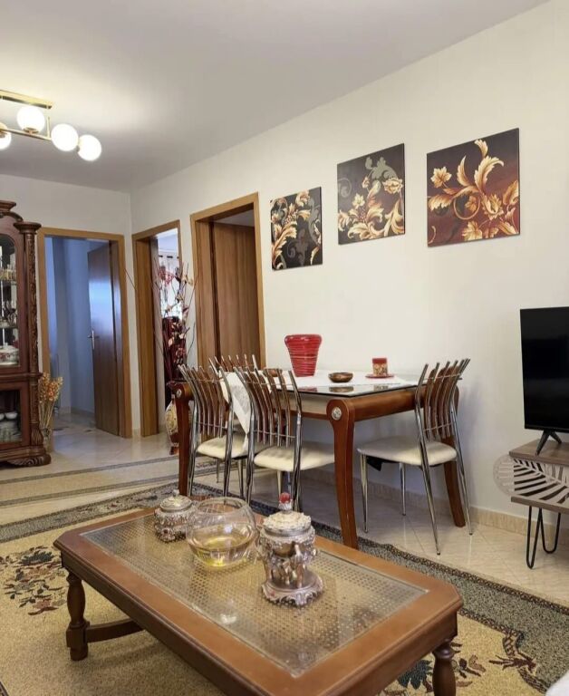 Apartament  2+1 me qera