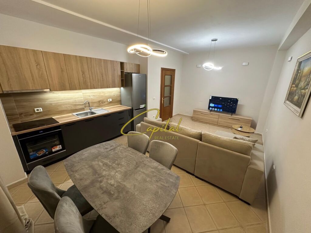 VENDESI APPARTAMENTO 2+1 DON BOSKO 13.900.000 LEKE
