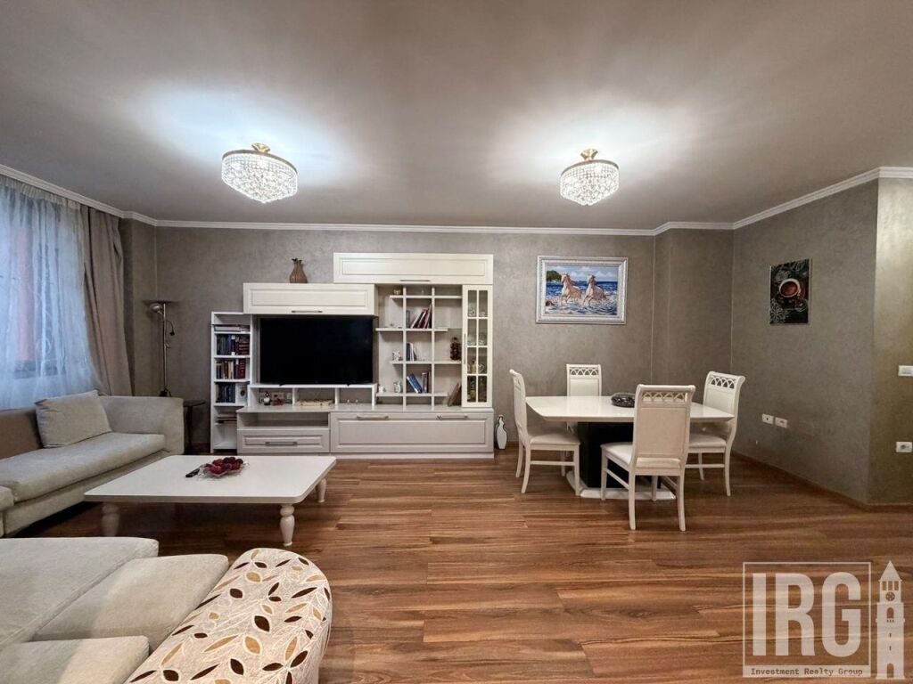 Qender, Apartament 2+1 me qira!