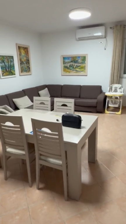 🌇2+1 apartment for sale near Barleti University🗝️