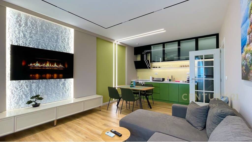 APARTAMENT 2+1 PËR SHITJE ME PAMJE NGA DETI – DY NJËSI FUNKSIONALE