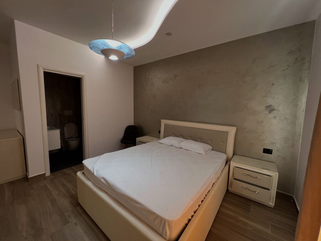 Apartament me qira 2+1 me 🅿️Teg