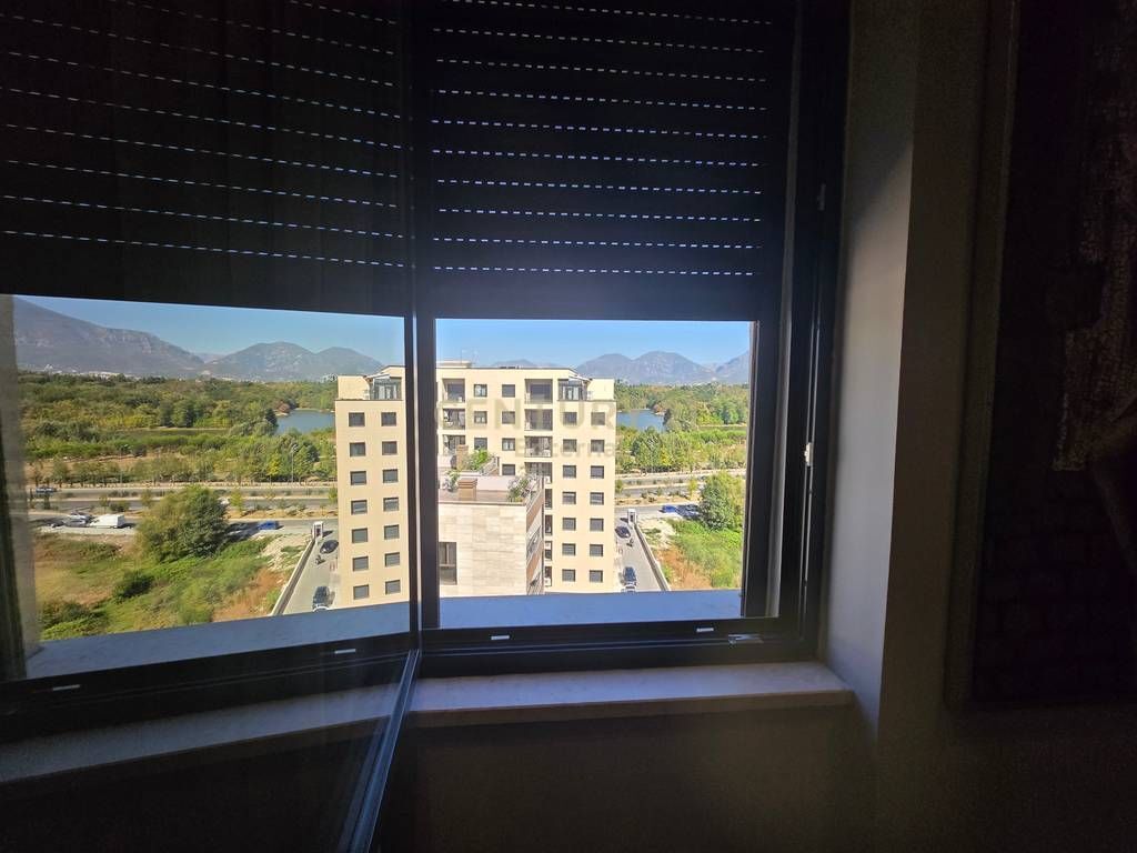 Apartament 1+1+ parkim te Liqeni I Thate