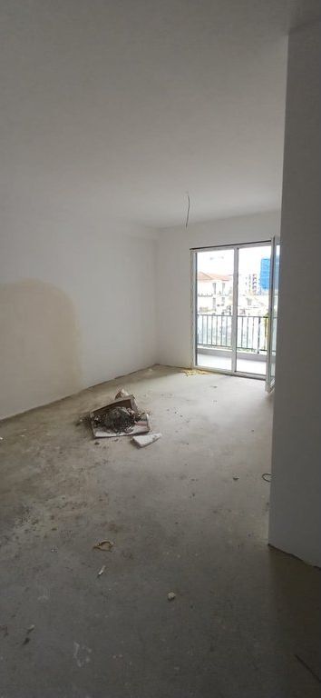 🏡 PASKUQAN – APARTAMENT 1+1 PËR SHITJE!