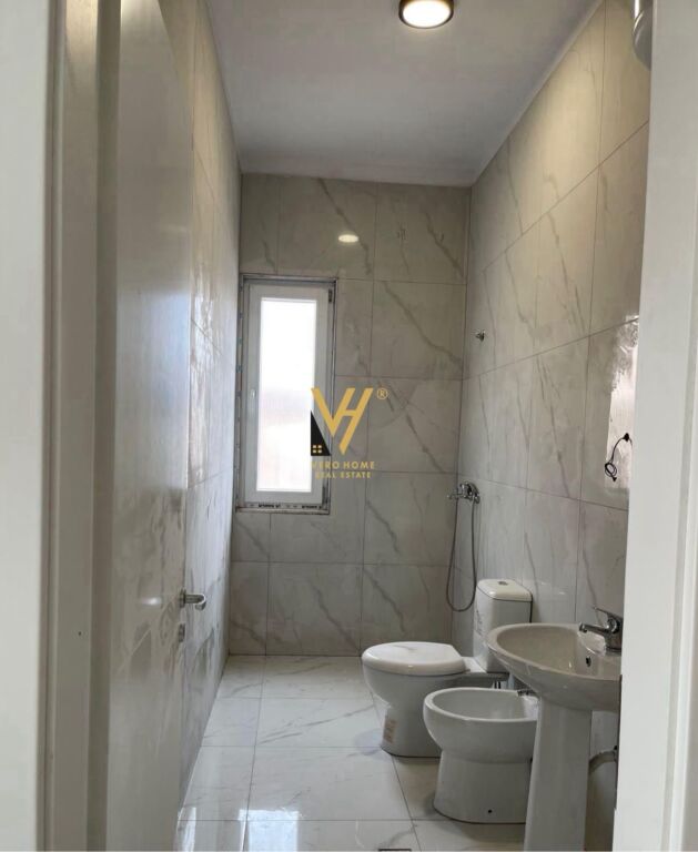 IN VENDITA APPARTAMENTO 1+1+BLK AL BULEVARDI BLU, KAMEZ 9.500.000 LEKE