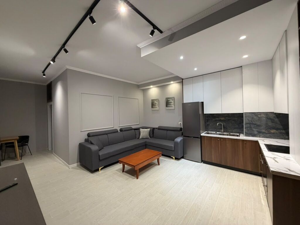 Apartament 2+1 per shitje tek Kopeshti Zoologjik.