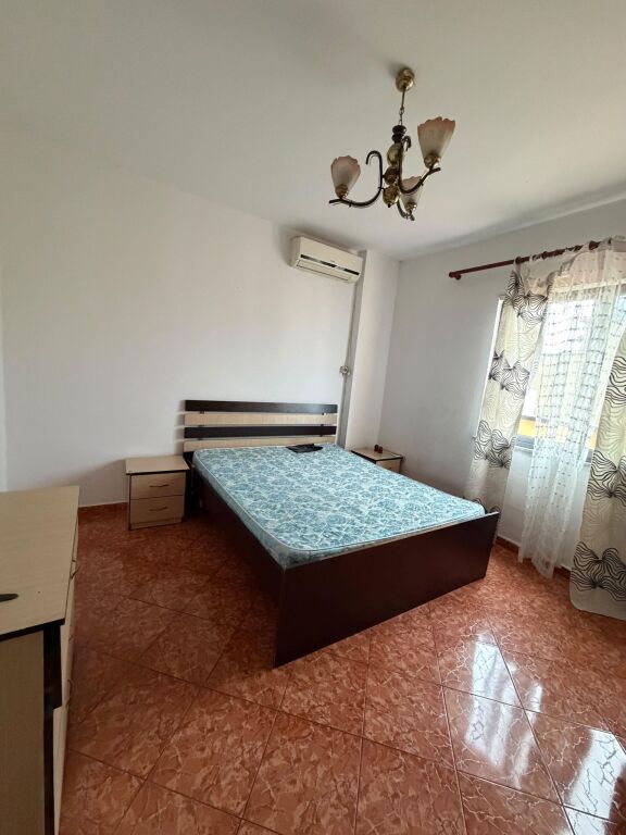 Qera | Apartament 2 + 1 | Rruga e Dibrës | 420 €/muaj