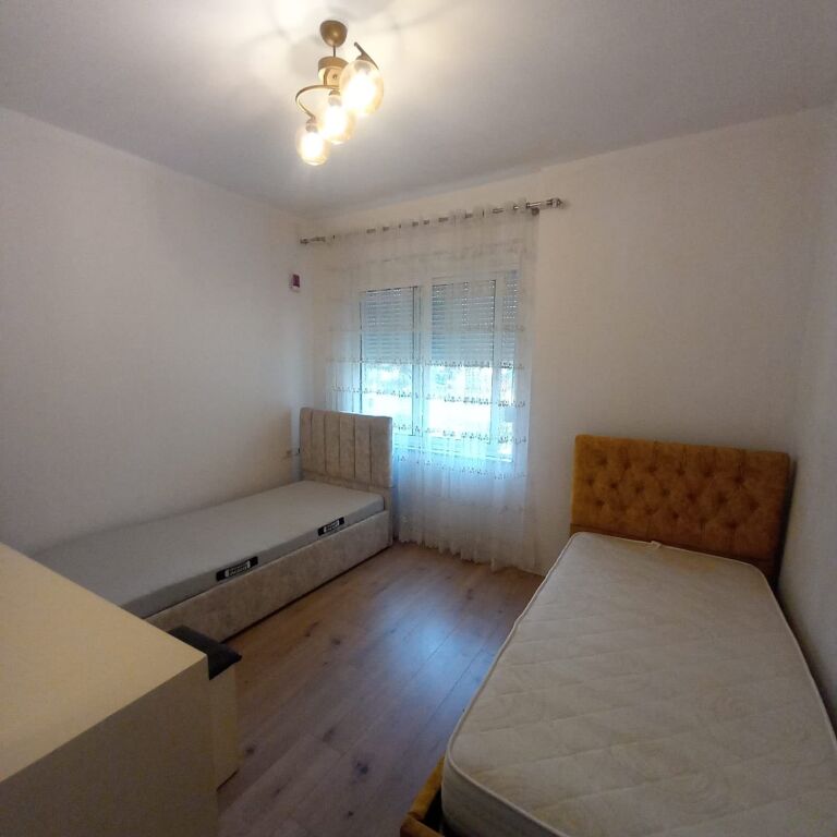 Jepet me qira apartament 2+1
