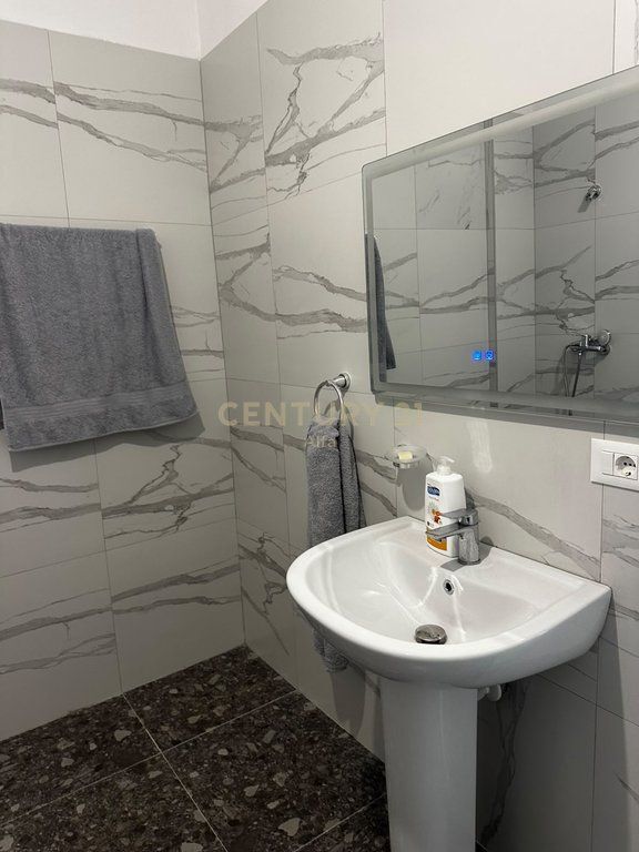 JEPET ME QIRA – APARTAMENT 1+1 ME VERANDË | AURA RESIDENCE 🌿