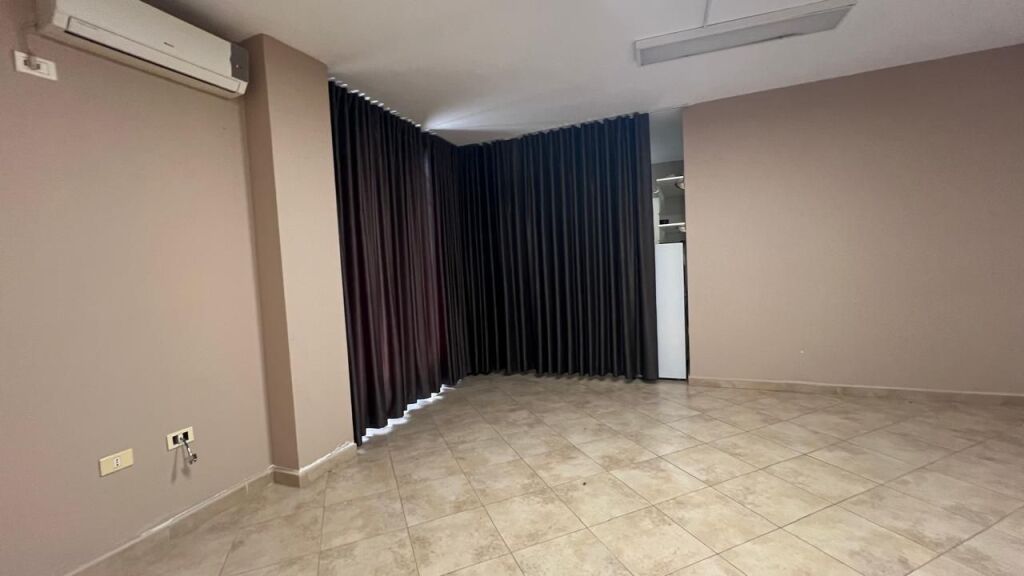 JEPET ME QIRA AMBIENT ZYRE – BULEVARDI ZOGU I