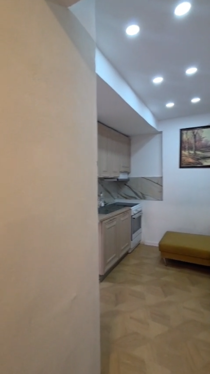 Apartament 2+1 i konvertuar per shitje Siri Kodra !