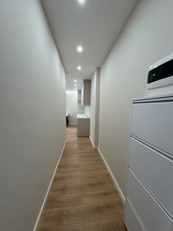 Shitet, Apartament 1+1, Komuna e Parisit, Tirane