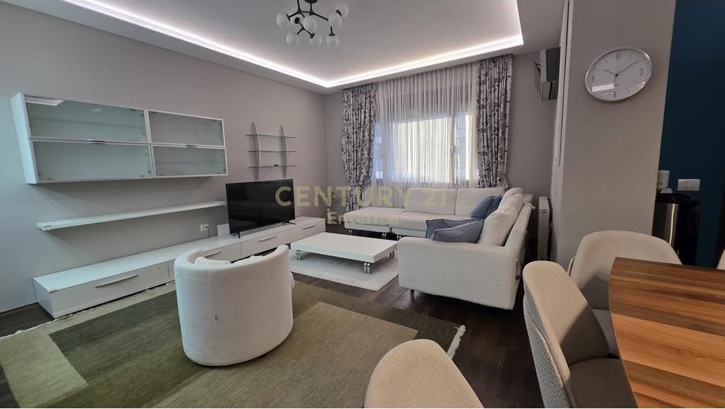 Apartament 2+1+ Post Parkimi Per Qera tek Air Albania