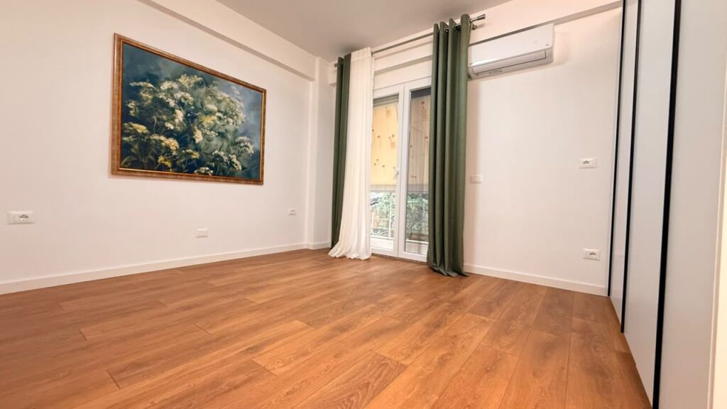 SHITET APARTAMENT 2+1 TEK LIQENI!
