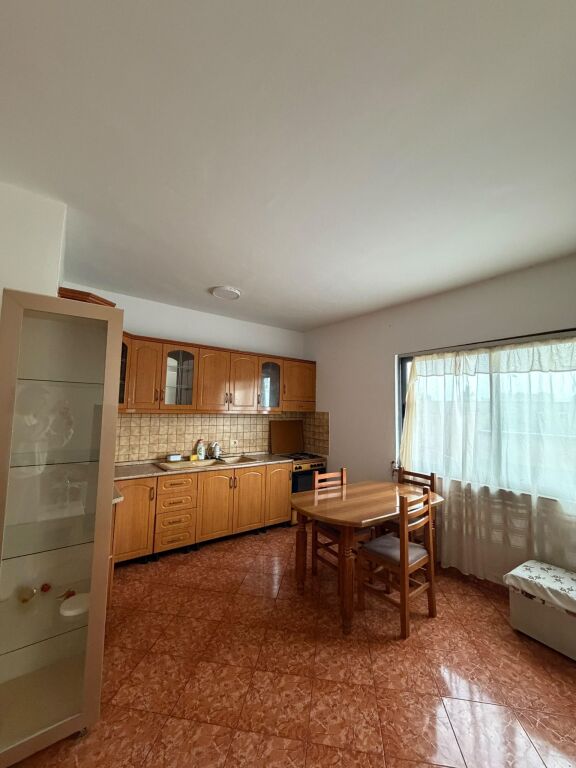 Qera | Apartament 2 + 1 | Rruga e Dibrës | 420 €/muaj
