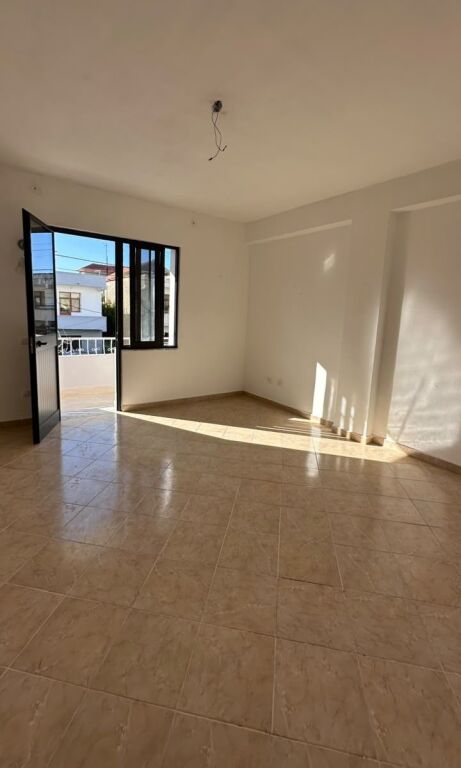 🏡🔥 SHITET SHTËPI PRIVATE 2-KATËSHE – BLLOKU I VILAVE, DURRËS