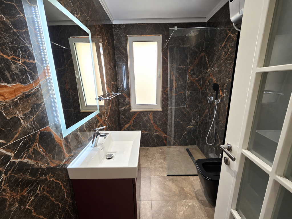 Apartament 2+1 Me Qira Brryli