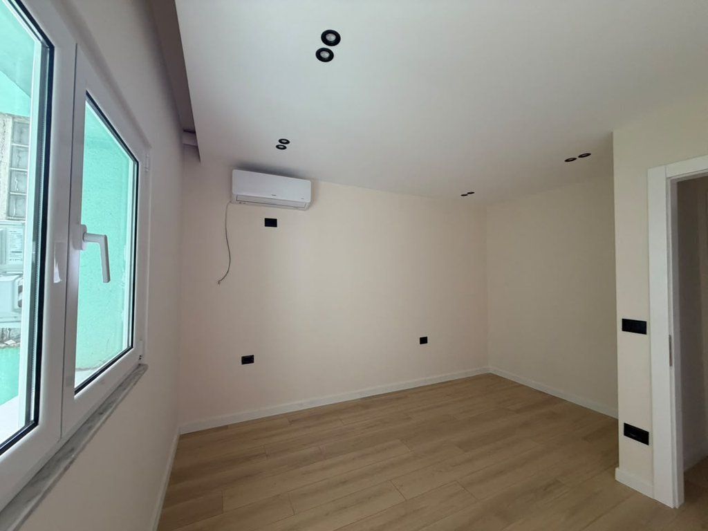 For sale,Apartment 1+1,Commune of Paris, Tirana