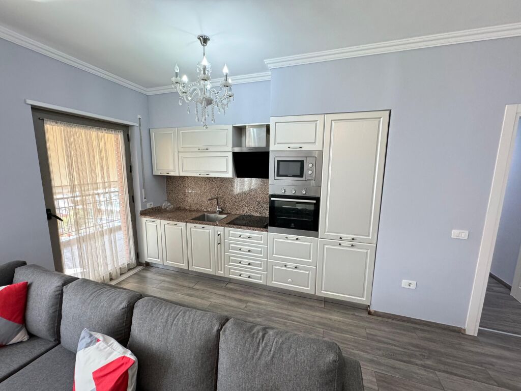 AFFITTASI APPARTAMENTO 3+1+2+P | COMPLESSO DELIJORGJI