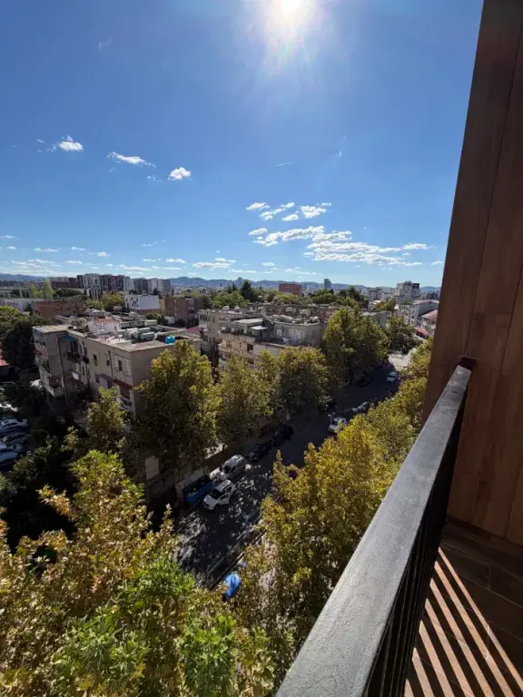 Rent | Apartament 2 + 1 | Rruga e Dibrës | 1000 €/month