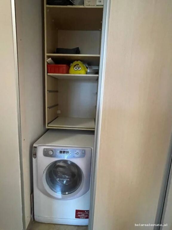 Apartament 2+1 me Qera te Tregu Elektrik (ID B2202144) Tirane