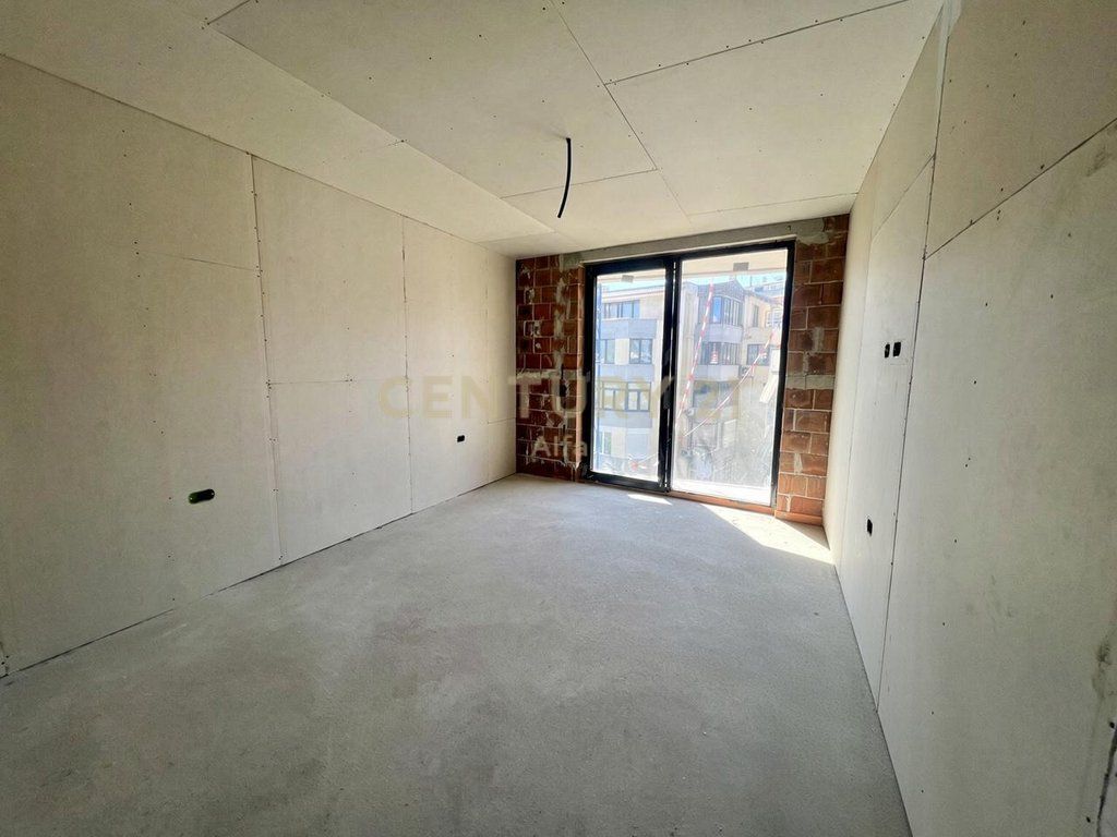 VENDESI APPARTAMENTO 1+1, PRESSO GRADIENT RESIDENCE, LAGO ASCIUTTO!