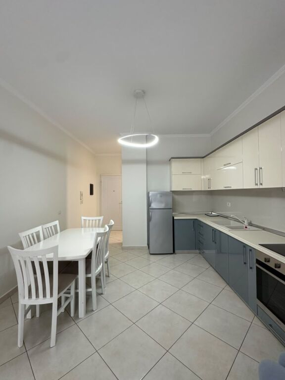 🏡 JEPET ME QIRA APARTAMENT 2+1+2+parkim KOPSHTI BOTANIK