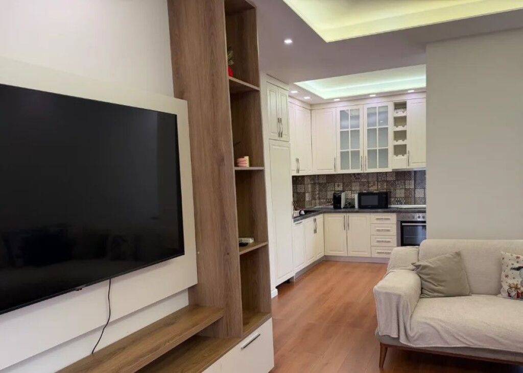 Jepet apartament 2+1+2 me qira tek Liqeni i Thate , prane Memento Beauty .