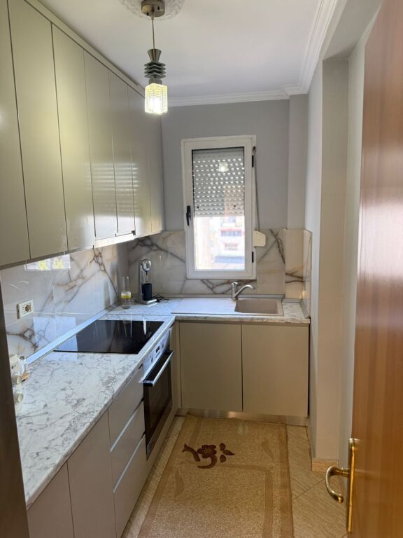 Apartament 2+1 me Qira Xhamlliku Tirane