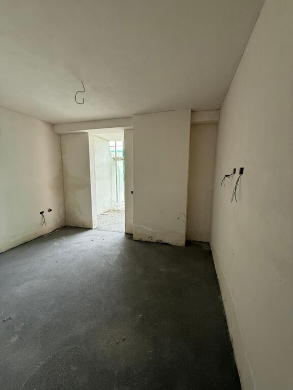 Apartament 1+1+ Parking ne Shitje Ali Demi Tirane