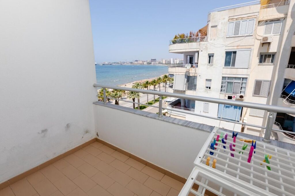 APARTAMENT 2+1+2 TUALETE ME PAMJE DETI ME QERA AFATGJATE - LUNGOMARE, VLORE