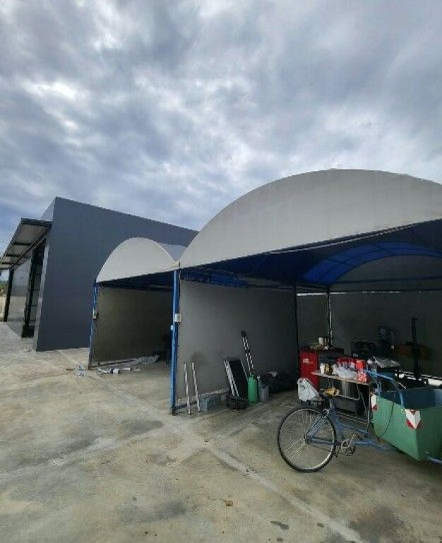 WAREHOUSE + CAR WASH + PARKING FOR RENT | YRSHEK