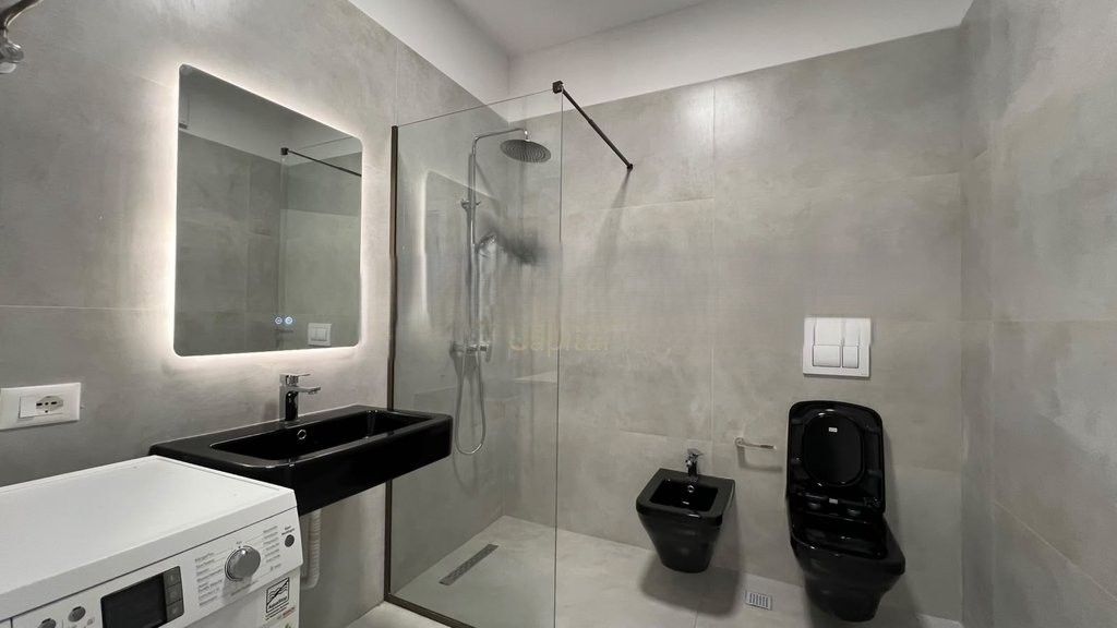 Apt 2+1 per qera prane SPAK! 750 € /Muaj 75,000 Lekë /Muaj