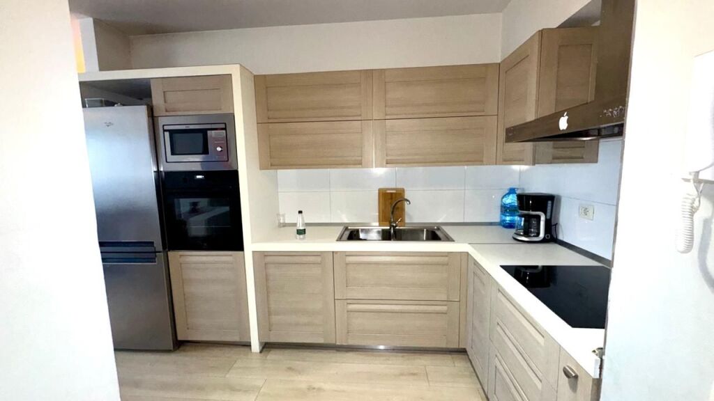 SHITET: Apartament 2+1 📍Kompleksi "KONTAKT" 21 Dhjetori,