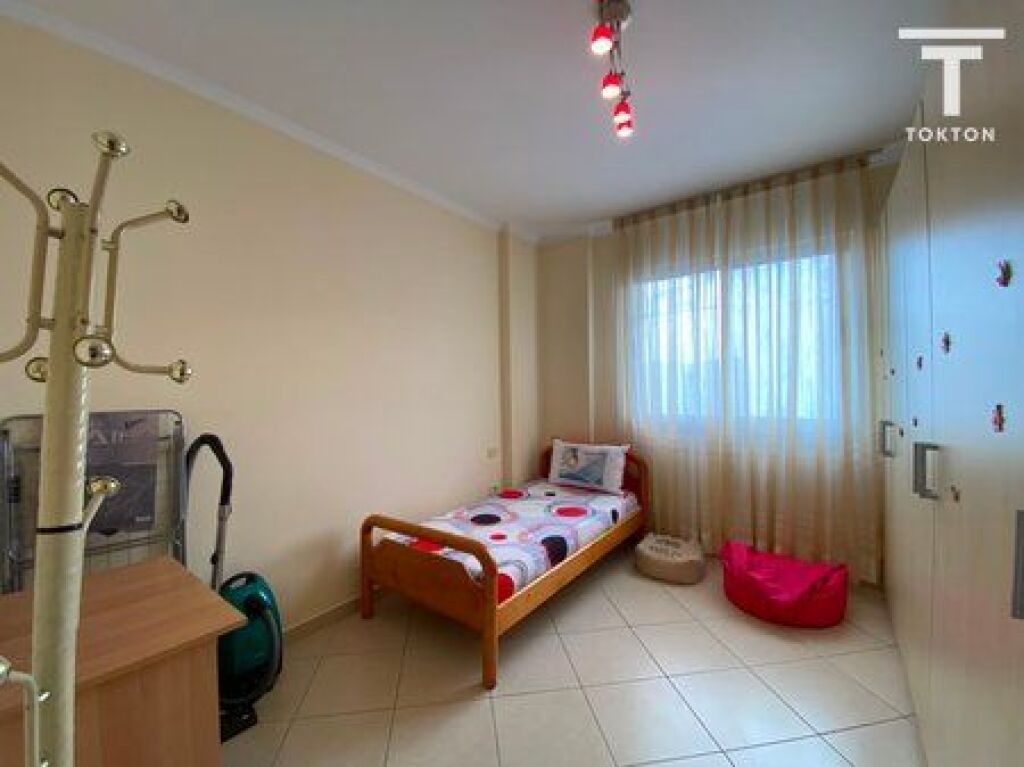 AFFITTO, APPARTAMENTO 2+1+2 PAZARI I RI, TIRANA
