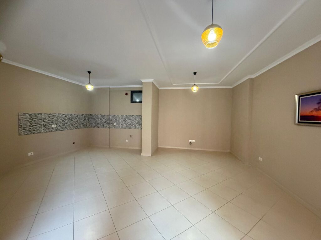 🏡 SHITET APARTAMENT 2+1+2 | PALATET ÇABEJ – YZBERISHT