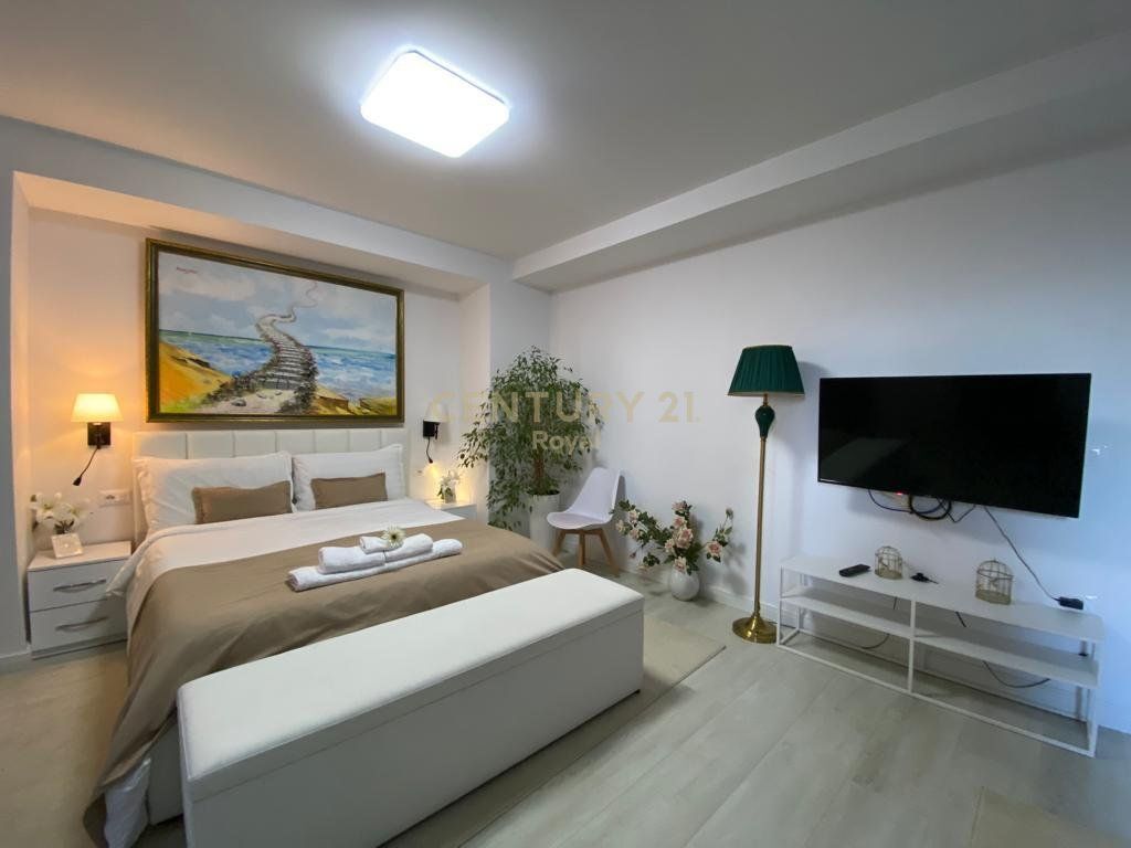 RENT APARTMENT 1+1 IN BLLOK NEAR THE UNIVERSITY BOOKSTORE