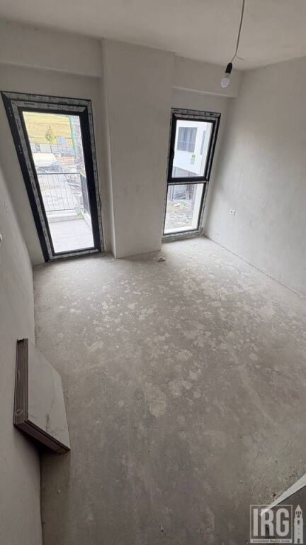APARTMENT 2+1+2+PARKING IN PORCELAIN.