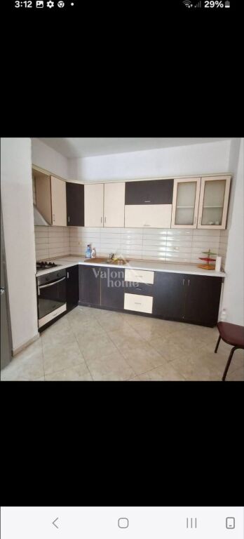 JEPET ME QIRA APARTAMENT 2+2 NË VLORË