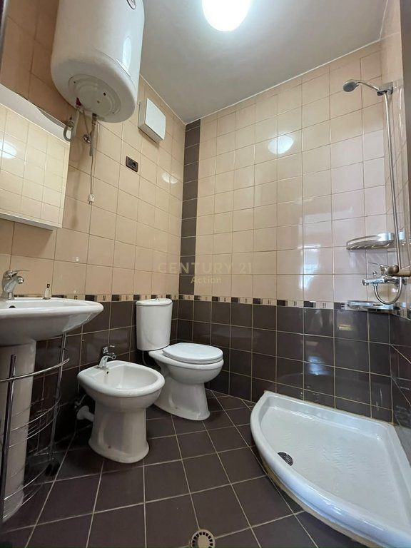🏠 QIRA, APARTAMENT MODERN 1️⃣➕1️⃣ me 2️⃣ TUALETE, MINISTRIA JASHTME‼️ 690 € /Muaj