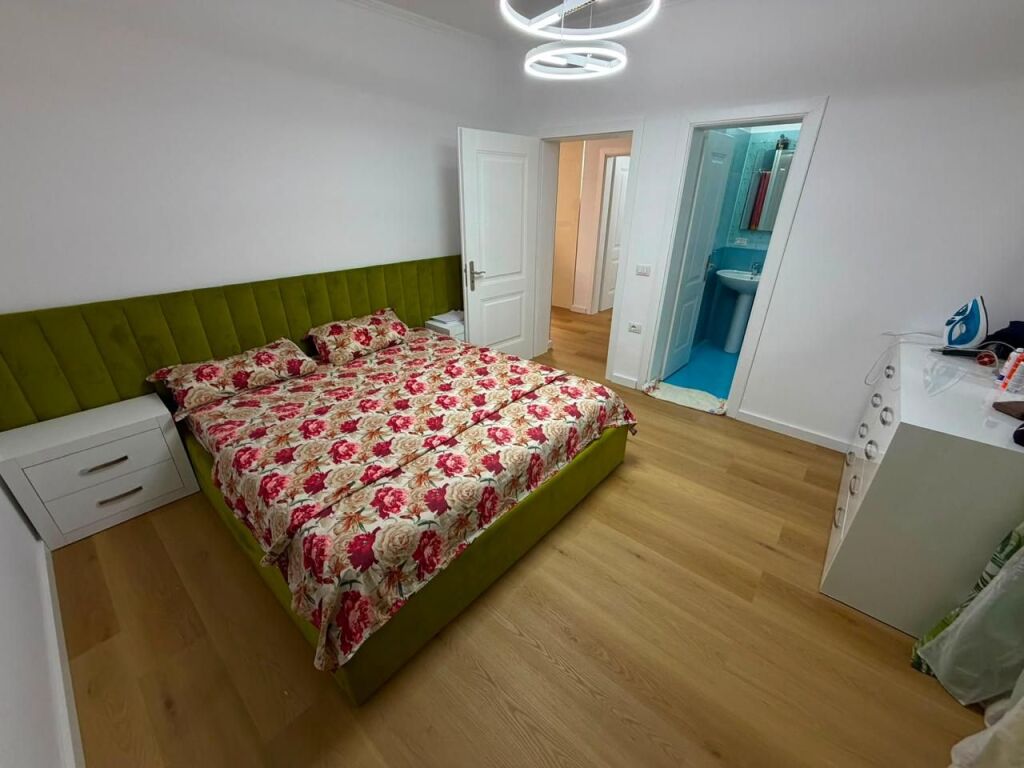APARTAMENT 2+1+2WC DHE 2 BALLKONE ME QERA AFATGJATE - STADIUMI, VLORE