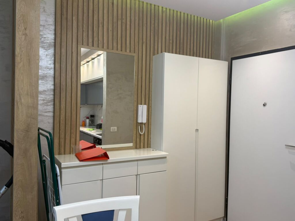 Affittasi appartamento 2+1+2 FIORI DI BOSKO 1 milione lek