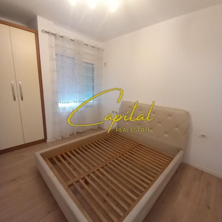 APARTAMENT ME QIRA 2+1+2 YZBERISHT 55.000 LEKE