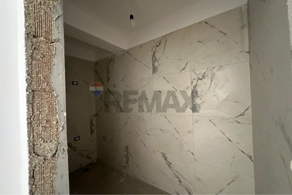 Apartament 3+1 ne Shitje Selvia