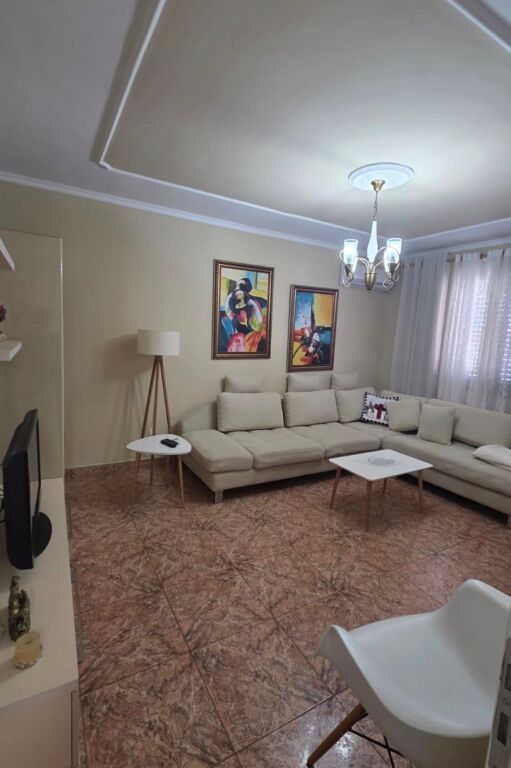 Porcelan, 2+1 apartment for rent!