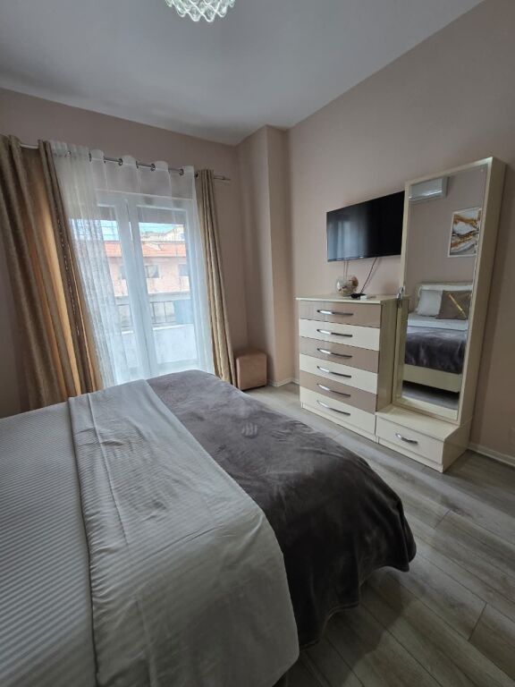 APARTAMENT 2+1 ME QIRA – QENDËR, TIRANË