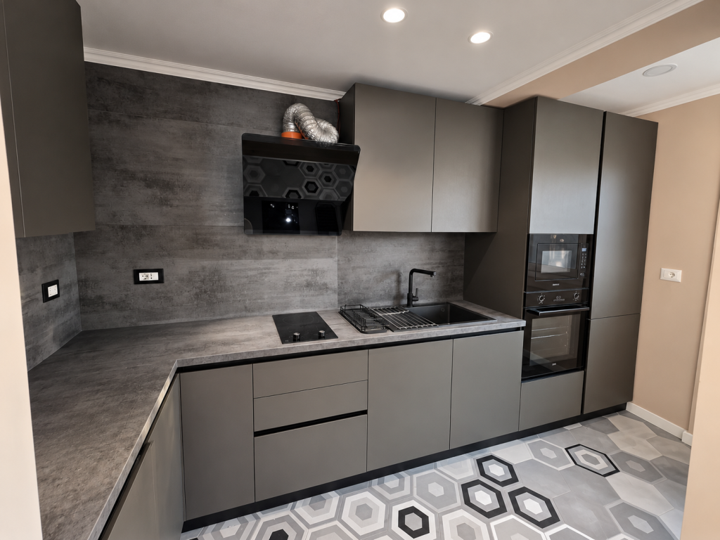 Apartament 2+1 Me Qira Brryli