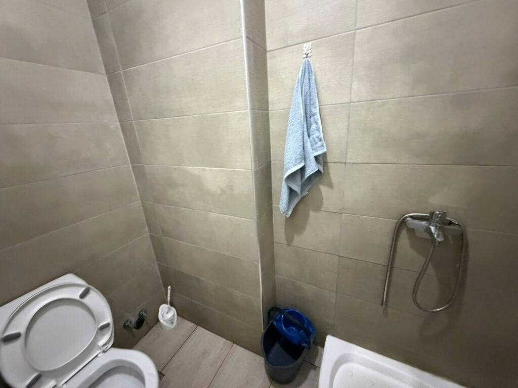 🏡 APPARTAMENTO IN AFFITTO 3+1+2 📣  📍 Indirizzo: Via “5 Maji”, alla fine