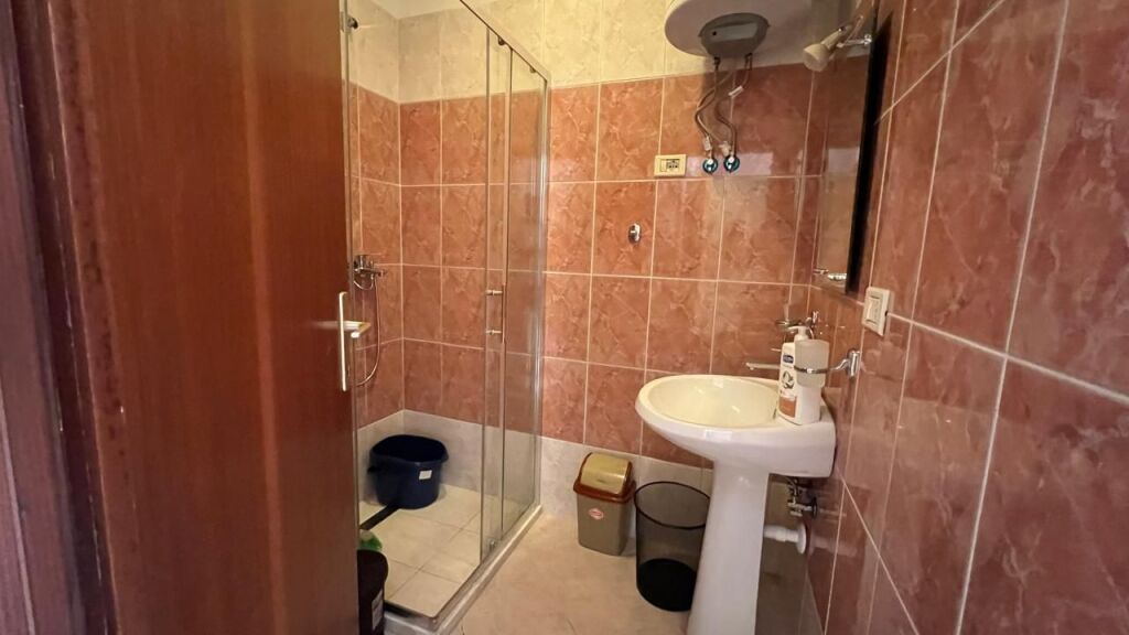 JEPET ME QIRA AMBIENT ZYRE – BULEVARDI ZOGU I