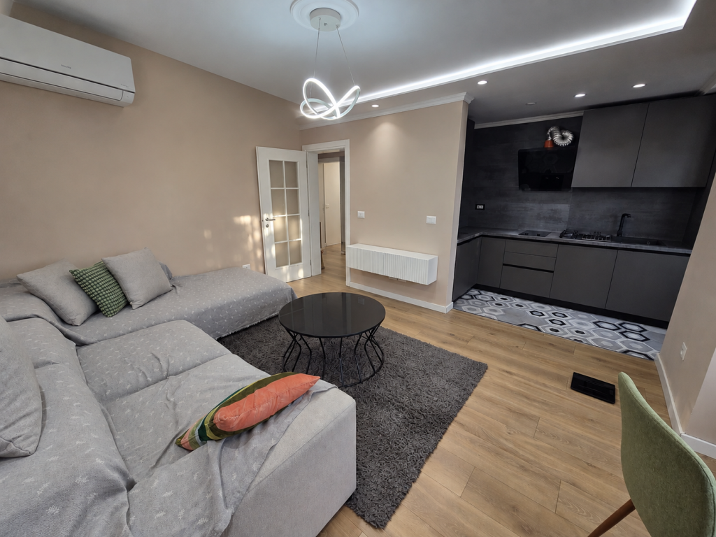 Apartament 2+1 Me Qira Brryli